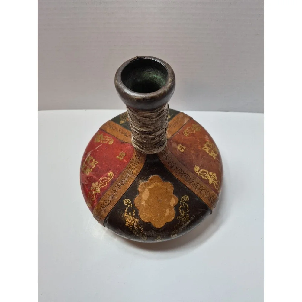 Vtg Italy Leather Covered Wine Bottle Decanter 